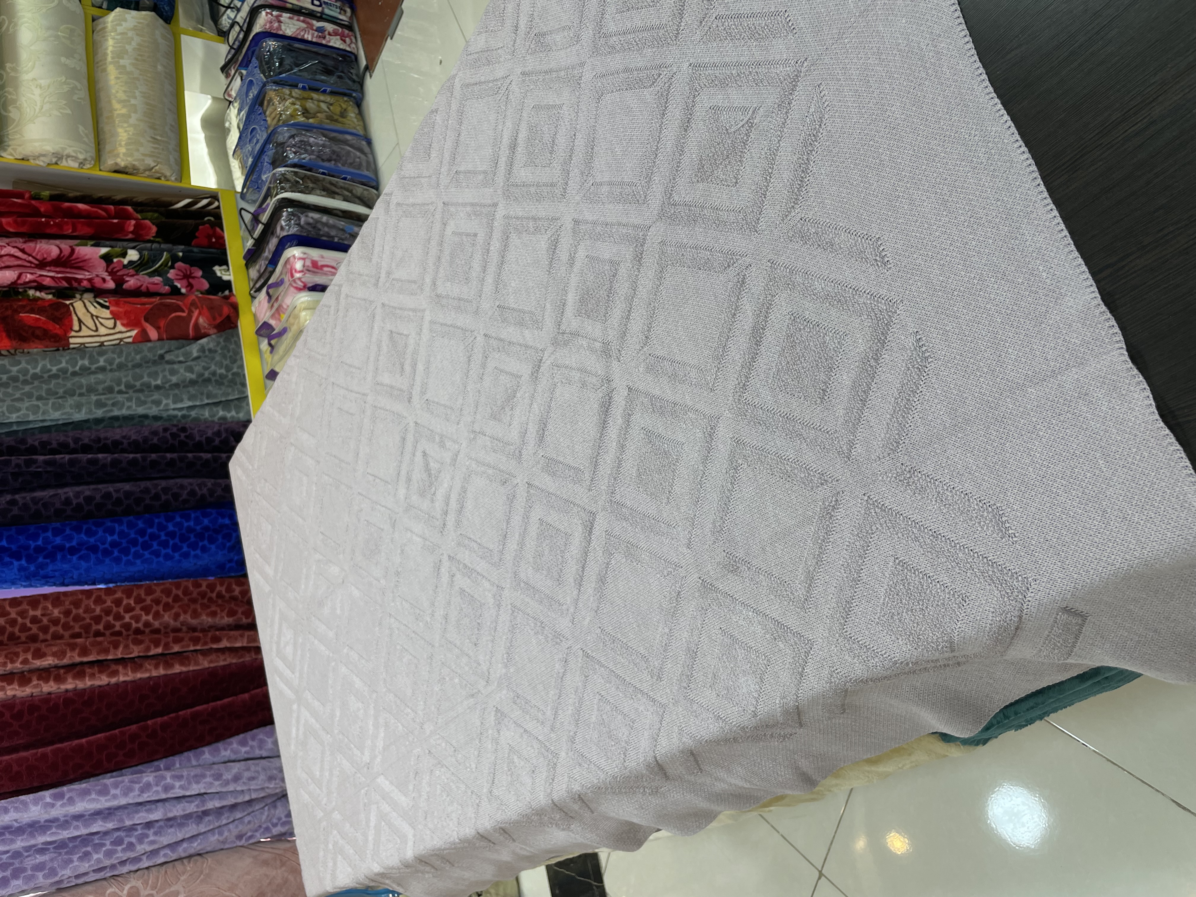 ▫️شال مبل طرح پانچ نخی ۱۰۰٪مناسب مبل ۳نفره از برند کاندیش✨