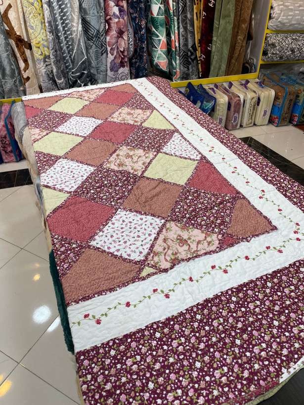 ✨ روتختی چهل تیکه سه تکه | ترکیبی از هنر، رنگ و راحتی برای خواب دلنشین دونفره از برند کاندیش✨