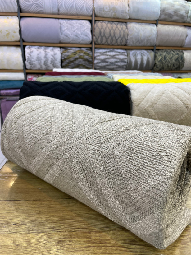 🛎️شال مبل ۳متری طرح پانچ برجسته نخی ۱۰۰٪ ازبرند کاندیش⭐️