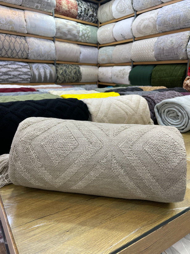 🛎️شال مبل ۳متری طرح پانچ برجسته نخی ۱۰۰٪ ازبرند کاندیش⭐️