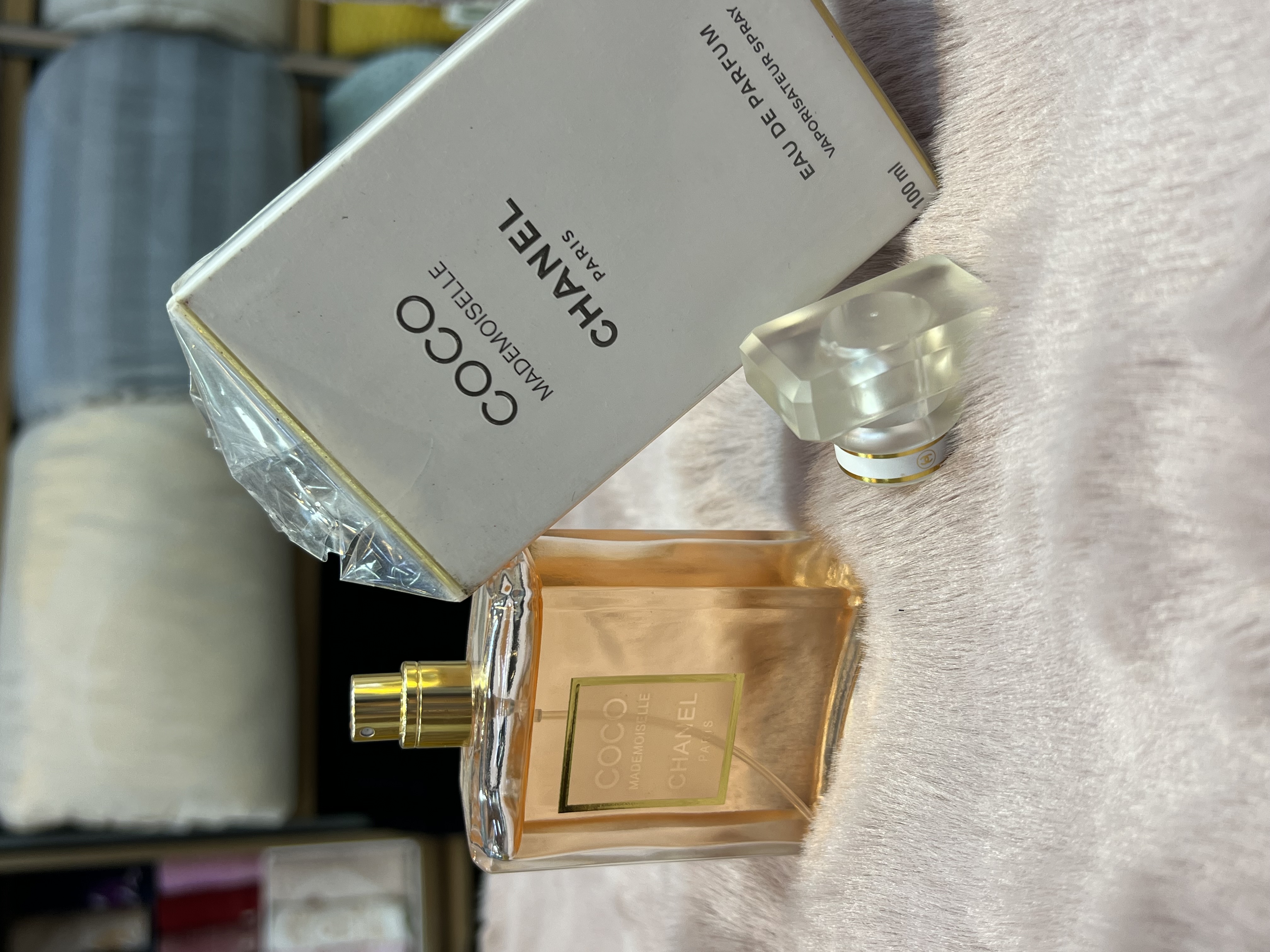 ادکلن کوکو مادموازل شنل (Coco Mademoiselle) – رایحه‌ای شیک، لطیف و ماندگار