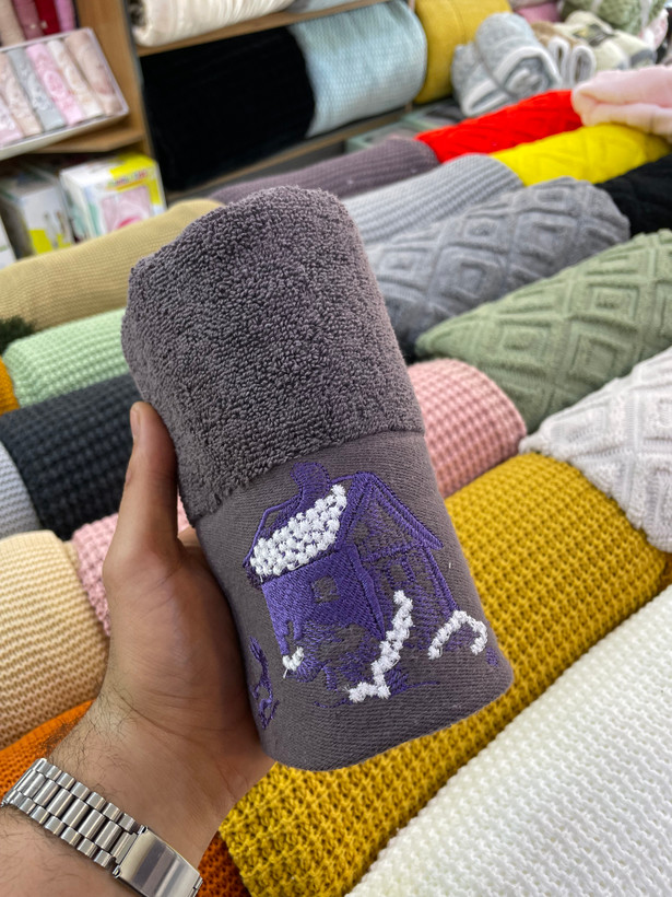 🟡حوله دست و صورت گل دوزی شده جنس بامبو